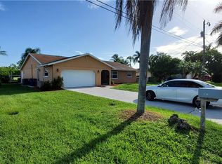 6372 Plumosa Ave, Fort Myers, FL 33908