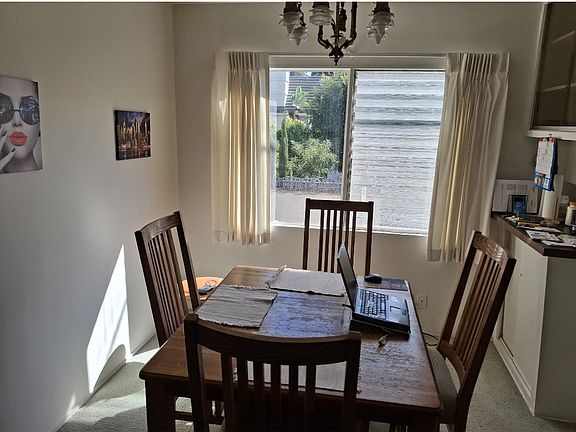 3rd image of 415 San Vicente Blvd #105