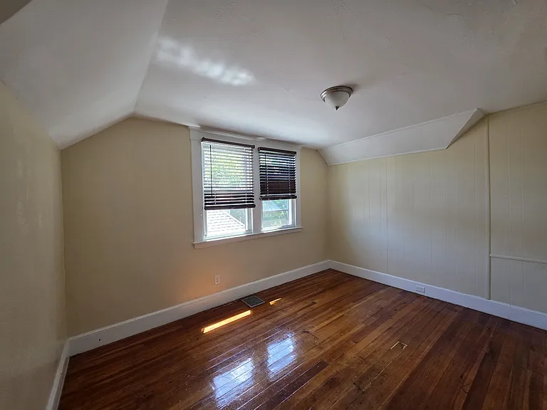 116 Sheffield Ave #C — Photo 5