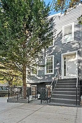 Rented by Freestone Property Group | media 16