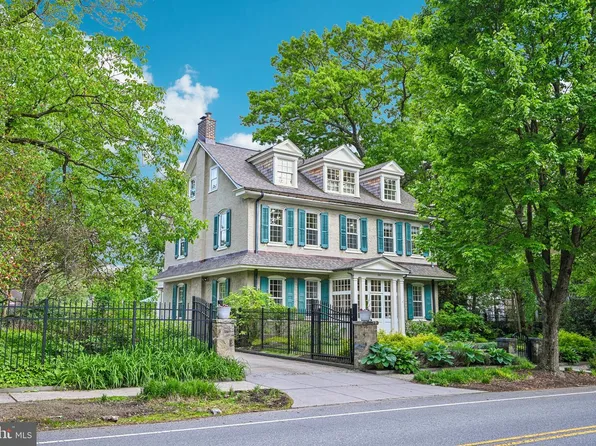 326 W Allens Ln, Philadelphia, PA 19119