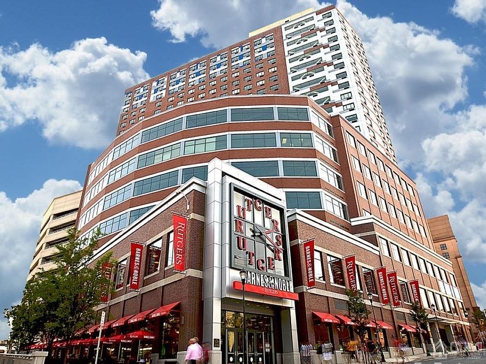 1st image of 110 Somerset St APT 2107