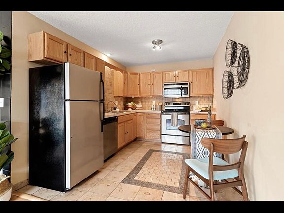 2nd image of 2525 Cobble Hill Ct Unit C