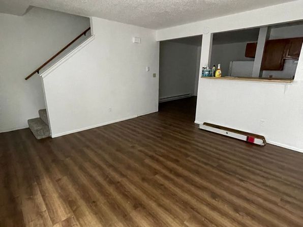450 W 4th St APT 3