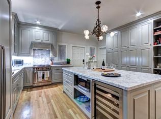 1101 De La Vina St, Santa Barbara, CA 93101
