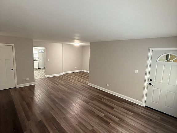 3rd image of 4727 Main St #1A