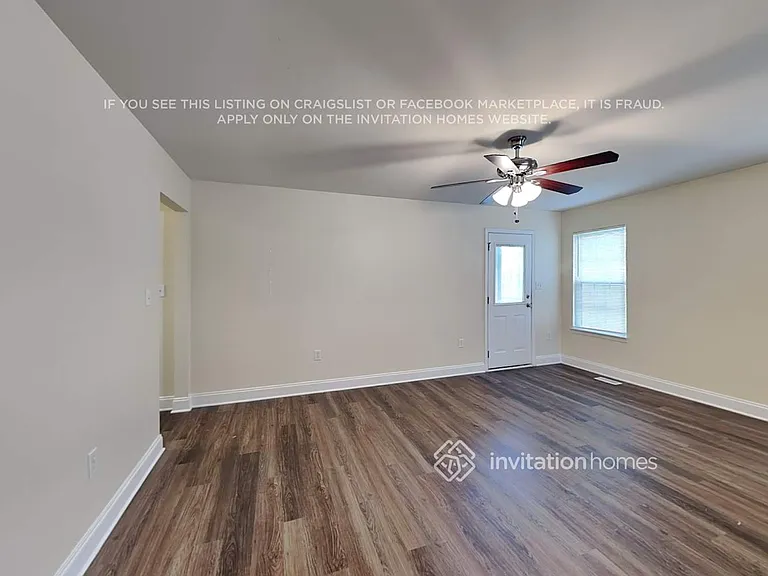 204 Christianna Ct NW — Photo 3