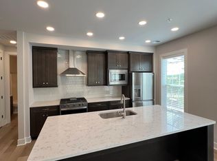210 Limehouse Rd, Cranberry Township, PA 16066