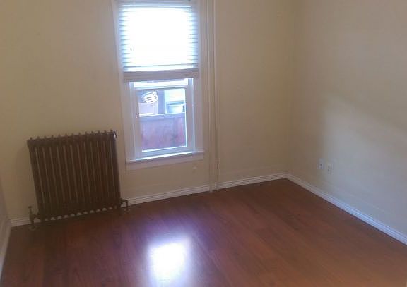 3rd image of 1205 Cook Ave APT 1