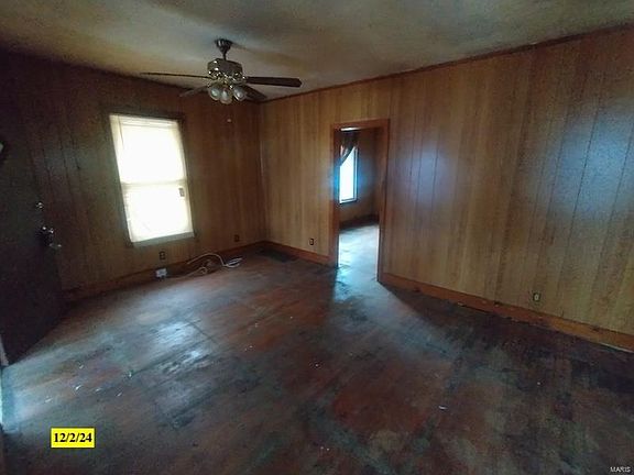3rd image of 8338 Jackson St