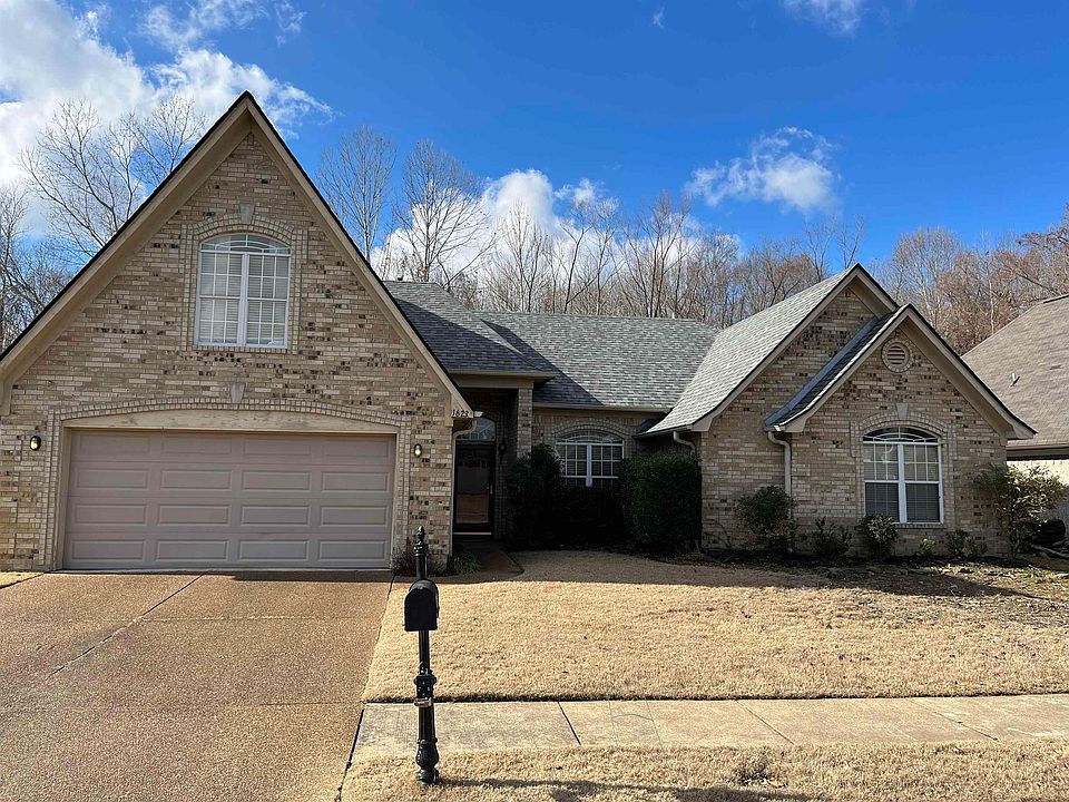 1st image of 1623 Farkleberry Dr