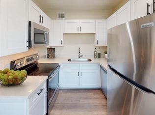 Aurora 22, Phoenix, AZ 85015