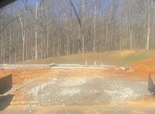 596 Cliff St, Morristown, TN 37814