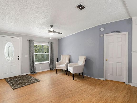 3rd image of 514 Hamilton Dr