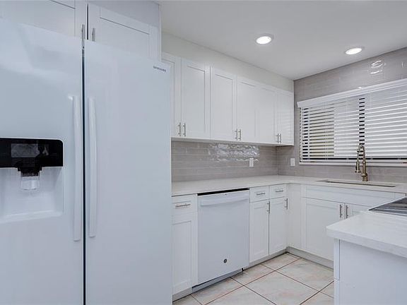 5th image of 1290 Gulf Blvd APT 1903