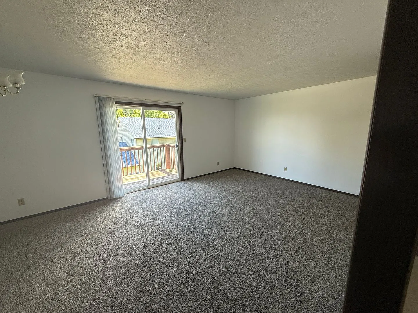5009 Keller Apartments — Photo 3