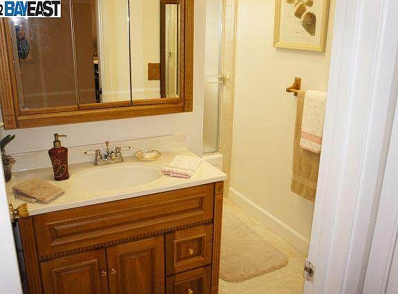 5th image of 34527 Egerton Pl