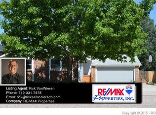 5570 E Old Farm Cir, Colorado Springs, CO 80917