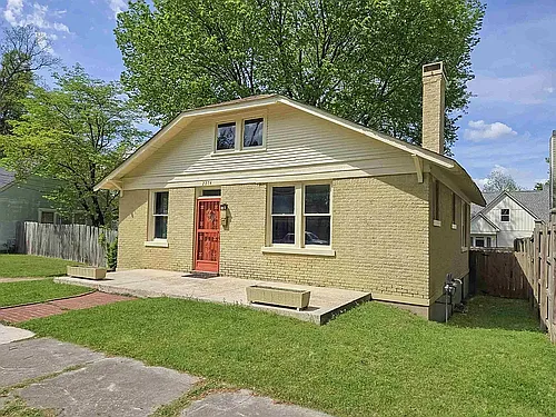 2274 Vinton Ave Photo 1