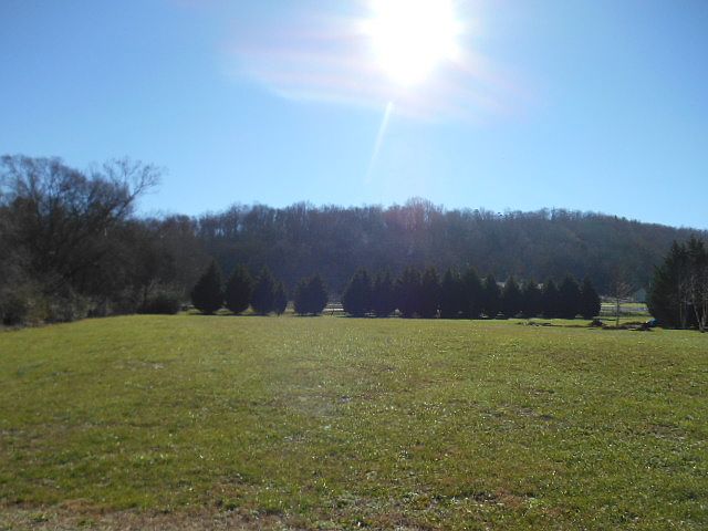 2nd image of 25 Cove Lndg Lot 24