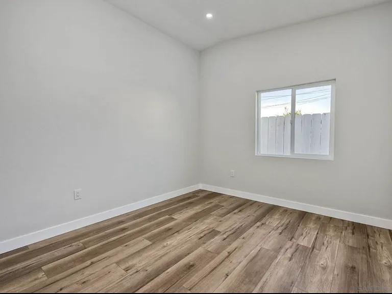 964 Florence St #2 — Photo 5