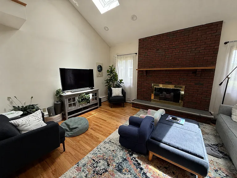 9 Linden Pl — Photo 7