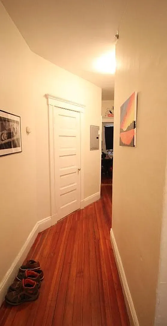 Great 3.5 Bed in Brighton - Green Line — Photo 4
