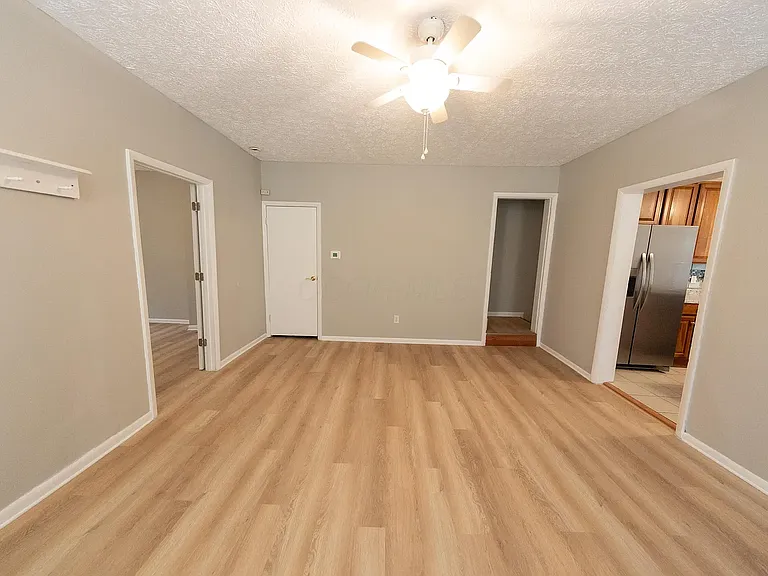624 S Champion Ave — Photo 21