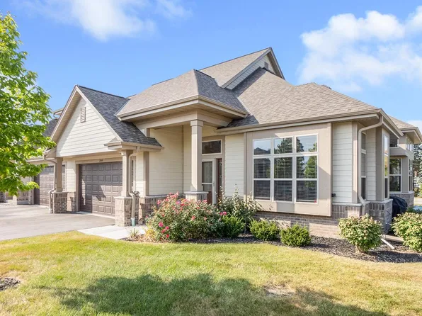 21945 West North AVENUE, Brookfield, WI 53045