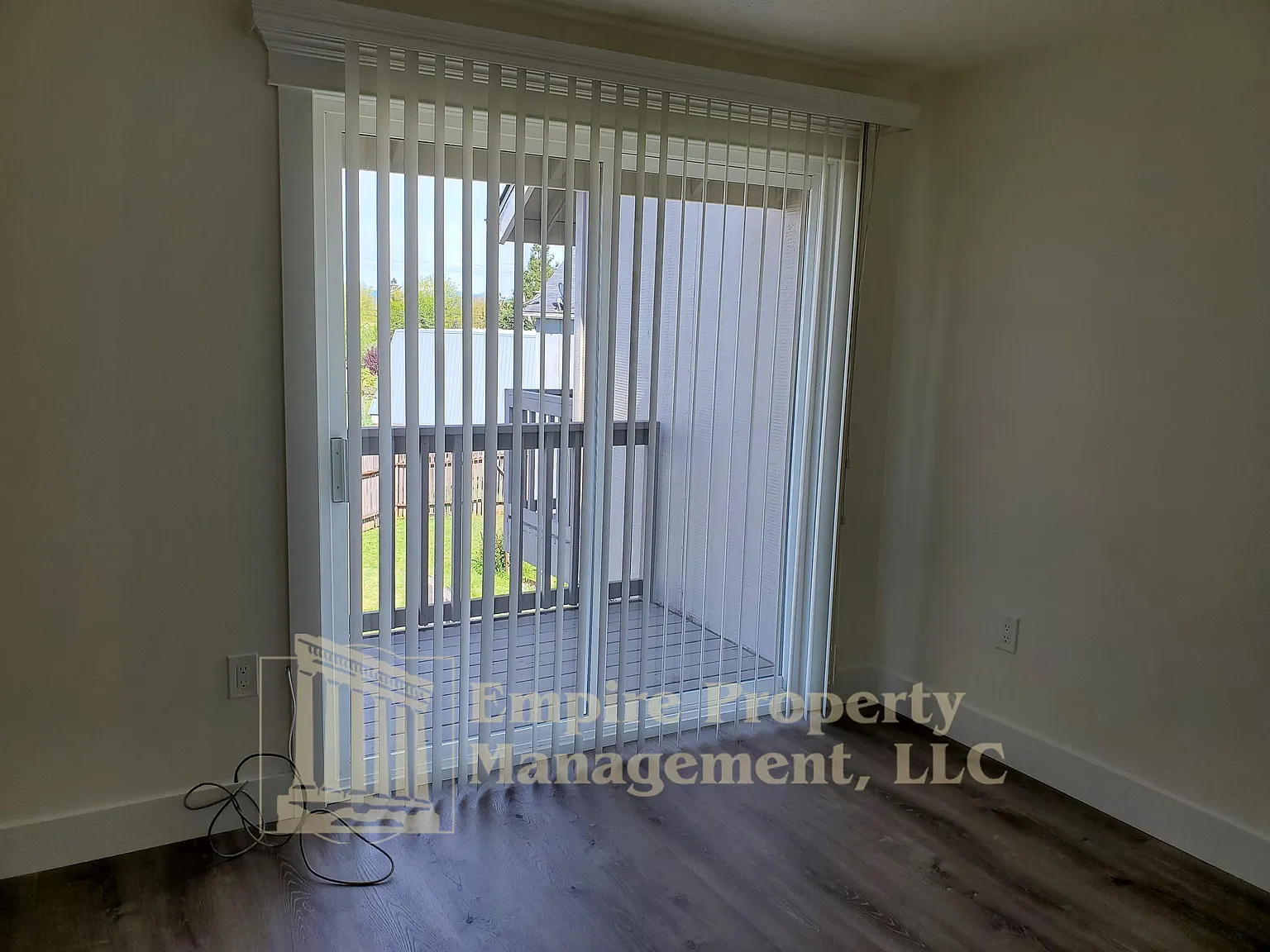 703 Kings Row - 4 -K2... — Photo 3