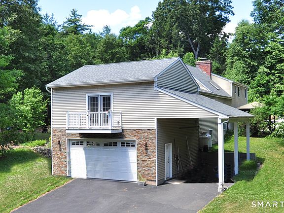 2nd image of 4 Tennyson Drive
