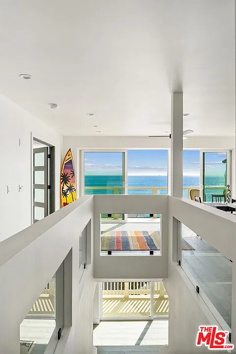 3 bed, 2.0 bath, 1400 sqft, $7,500 — Photo 3