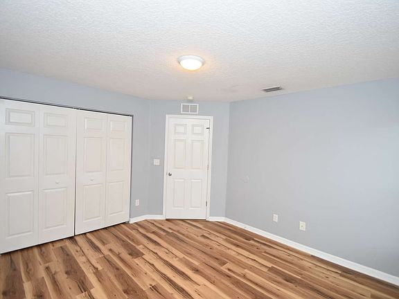 5th image of 26 Roller Ln