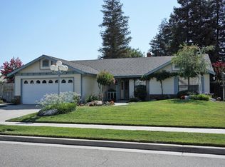2164 Alcott St, Tulare, CA 93274