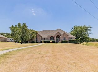 1141 NW Renfro St, Burleson, TX 76028