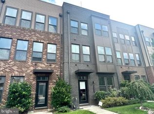 43309 John Michael Ter, Ashburn, VA 20148