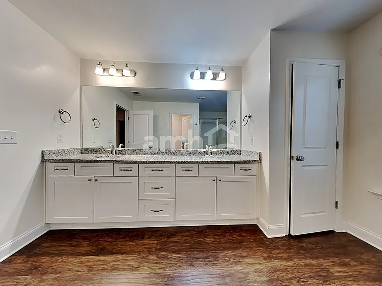 174 Makenna Dr — Photo 12