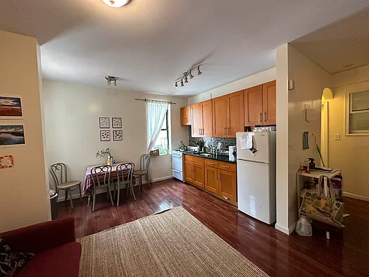 Rented by Corcoran | media 14