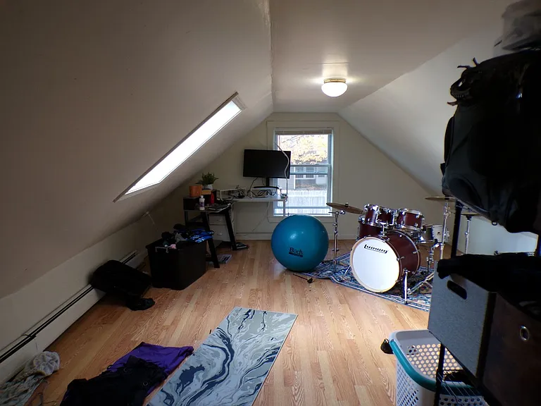 15 Pleasant St — Photo 7
