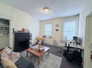 26 Phillips St #4B, Boston, MA 02114