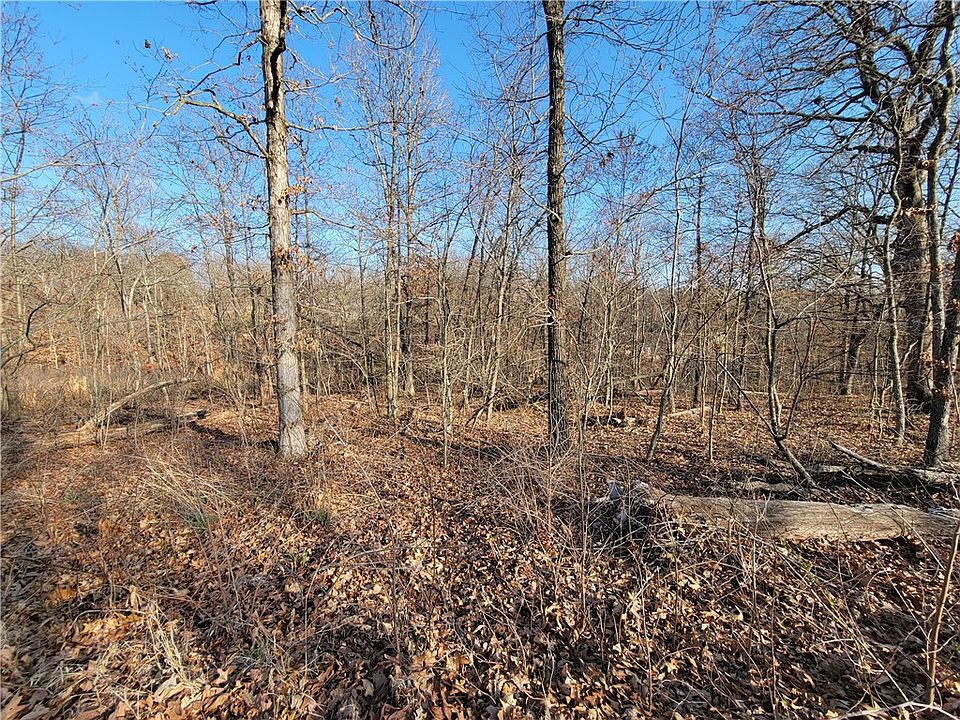 1st image of Carnahan Ln #3