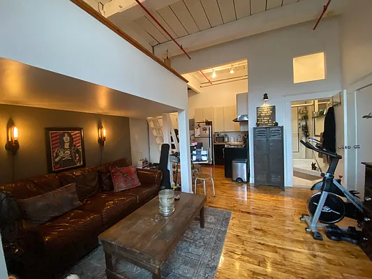 Rented by Dream Space Realty | media 14