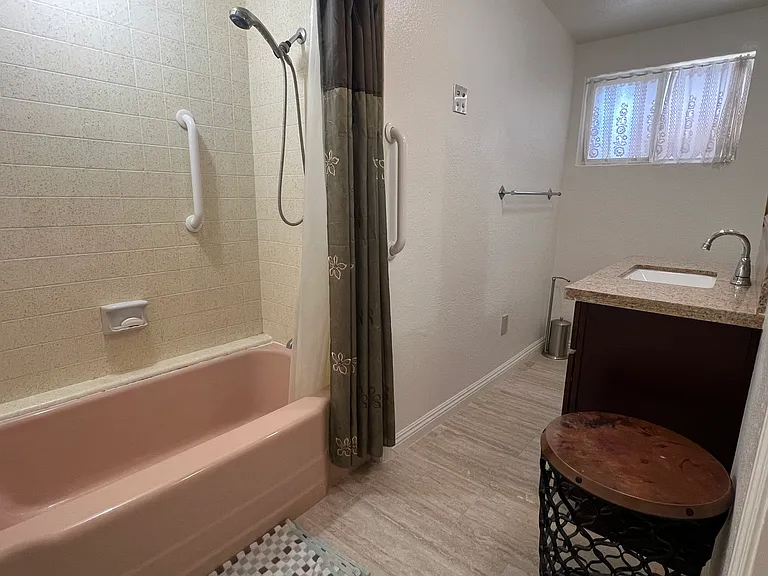 7432 Victoria Ave #A — Photo 20
