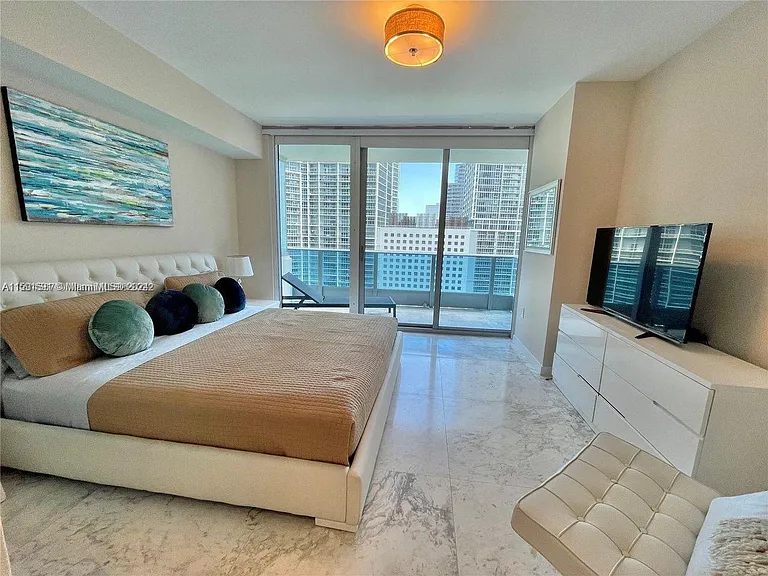 200 Biscayne Boulevard Way #1107 — Photo 5