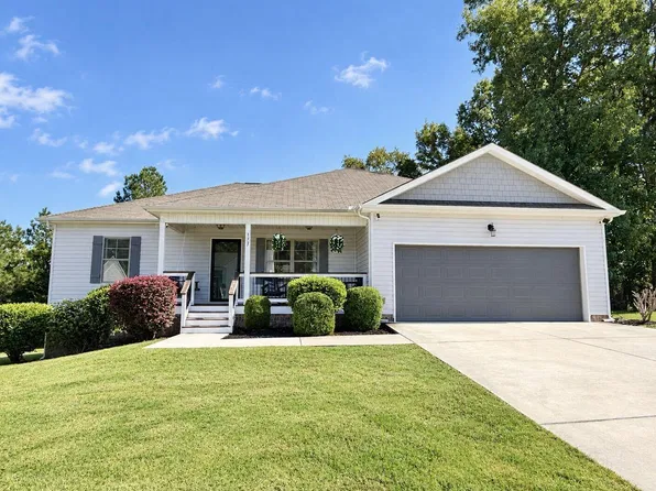 173 Battle Bluff Dr, Rossville, GA 30741