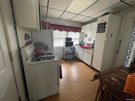 5th image of 73 Lisbon Ave