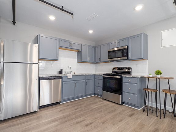 2nd image of 1902 S Broadway St #1902A106