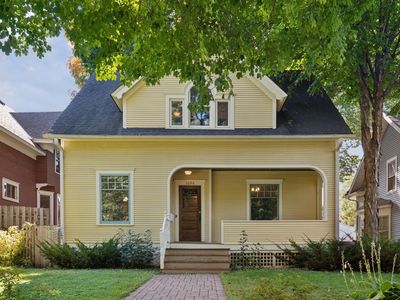 2096 Dayton Ave, Saint Paul, MN, 55104