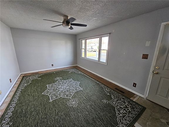 5th image of 502 Fairlawn Ave