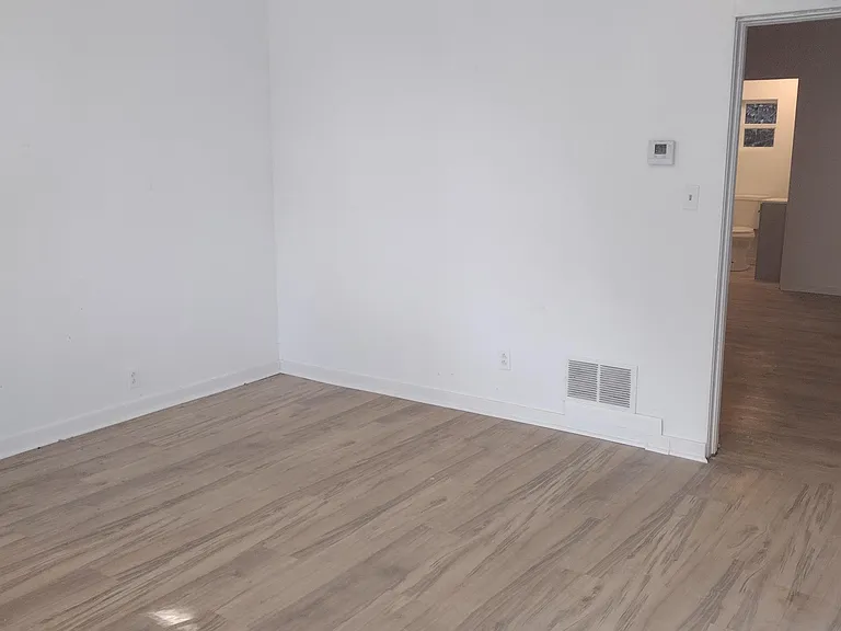 450 Card Ave #1 — Photo 6